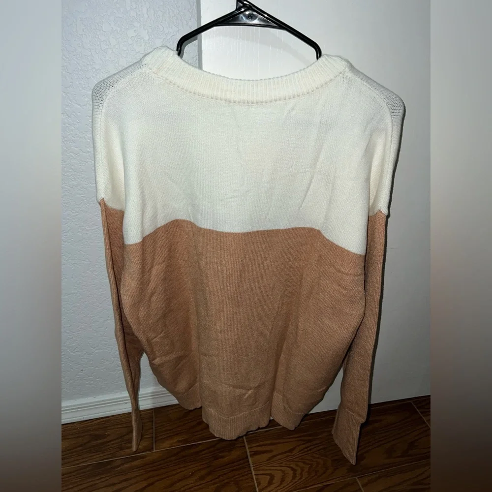 Sweater - Picture 3 of 6